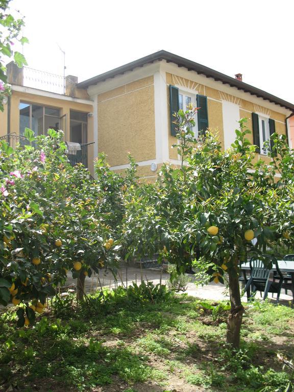 Affittacamere Antonella Μοντερόσο αλ Μάρε Εξωτερικό φωτογραφία